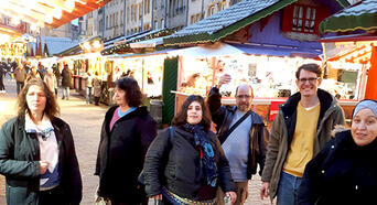 les résidents au marché de Noel de Metz